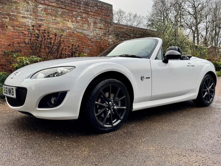 Mazda MX-5 2.0i Sport Black Roadster Euro 5 2dr
