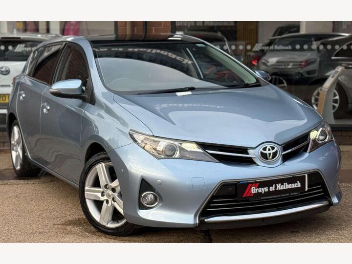 Toyota AURIS 1.4 D-4D Excel Euro 5 (s/s) 5dr