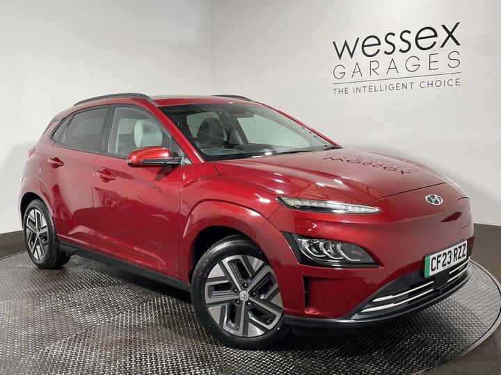 Hyundai Kona 64kWh Ultimate Auto 5dr (10.5kW Charger) Hyundai Kona 64kWh Ultimate Auto 5dr (10.5kW Charger)