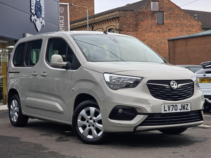Vauxhall Combo Life 1.2 Turbo Energy Euro 6 (s/s) 5dr Vauxhall Combo Life 1.2 Turbo Energy Euro 6 (s/s) 5dr