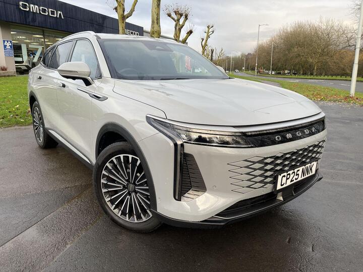 Omoda 9 1.5T SHS 34.46kWh Noble DHT3 4WD Euro 6 (s/s) 5dr