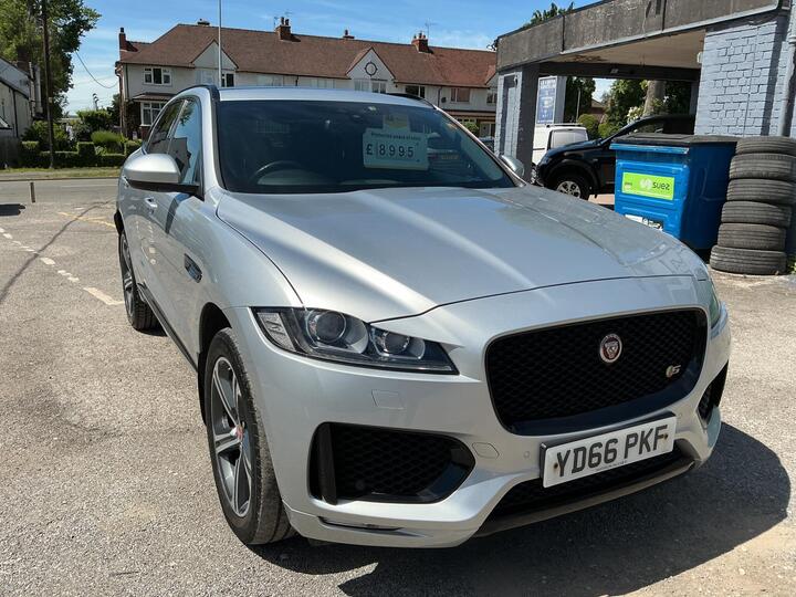 Jaguar F-PACE 3.0 D300 V6 S Auto AWD Euro 6 (s/s) 5dr