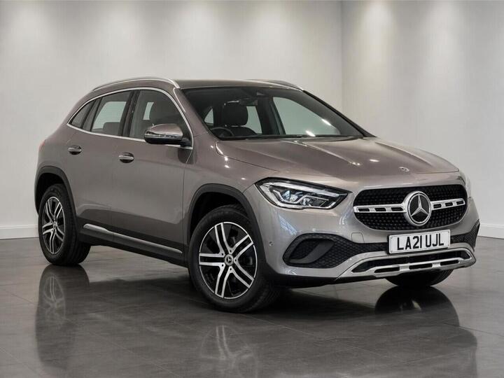 Mercedes-Benz GLA CLASS 2.0 GLA200d Sport (Executive) 8G-DCT Euro 6 (s/s) 5dr