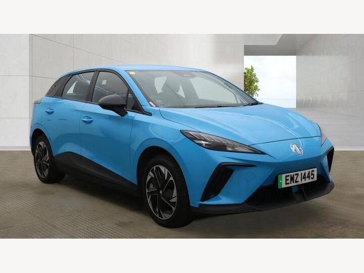 MG MG4 64kWh SE Long Range Auto 5dr