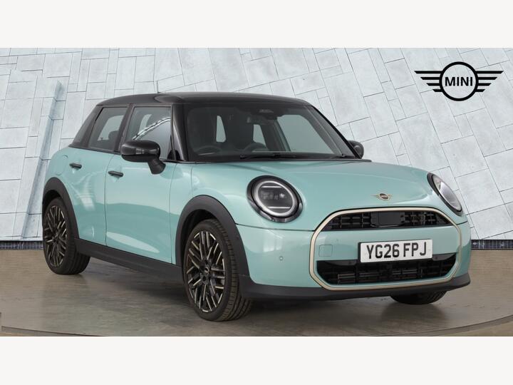 MINI Cooper 1.5C Exclusive Steptronic Euro 6 (s/s) 5dr