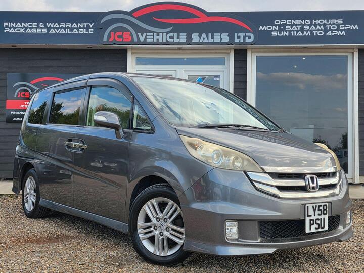 Honda Stepwagon 2.0 Petrol Automatic. 7 Seater
