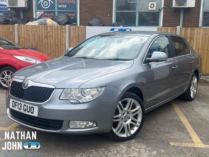 Skoda Superb 2.0 TDI Elegance DSG Euro 5 5dr