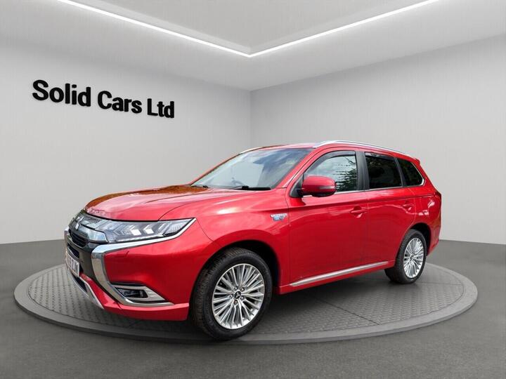 Mitsubishi OUTLANDER 2.4h TwinMotor 13.8kWh 4h CVT 4WD Euro 6 (s/s) 5dr Mitsubishi OUTLANDER 2.4h TwinMotor 13.8kWh 4h CVT 4WD Euro 6 (s/s) 5dr