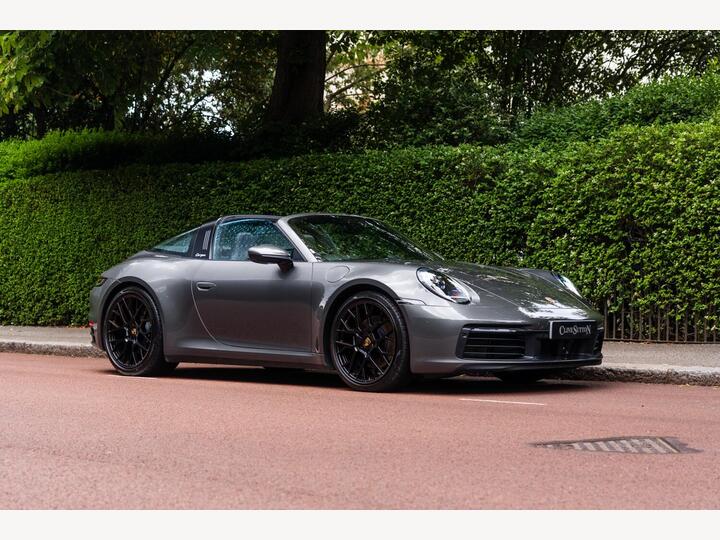 Porsche 911 S 2dr PDK