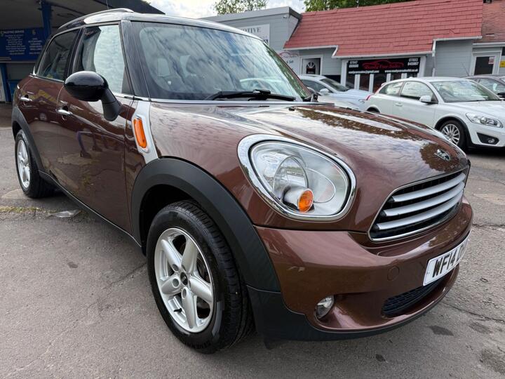 MINI Countryman 1.6 Cooper Euro 6 (s/s) 5dr MINI Countryman 1.6 Cooper Euro 6 (s/s) 5dr
