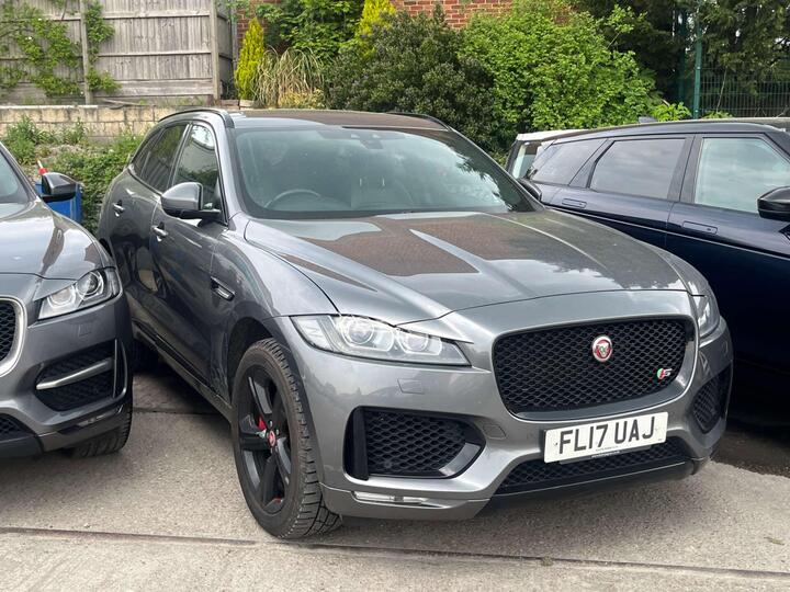 Jaguar F-PACE 3.0 D300 V6 S Auto AWD Euro 6 (s/s) 5dr