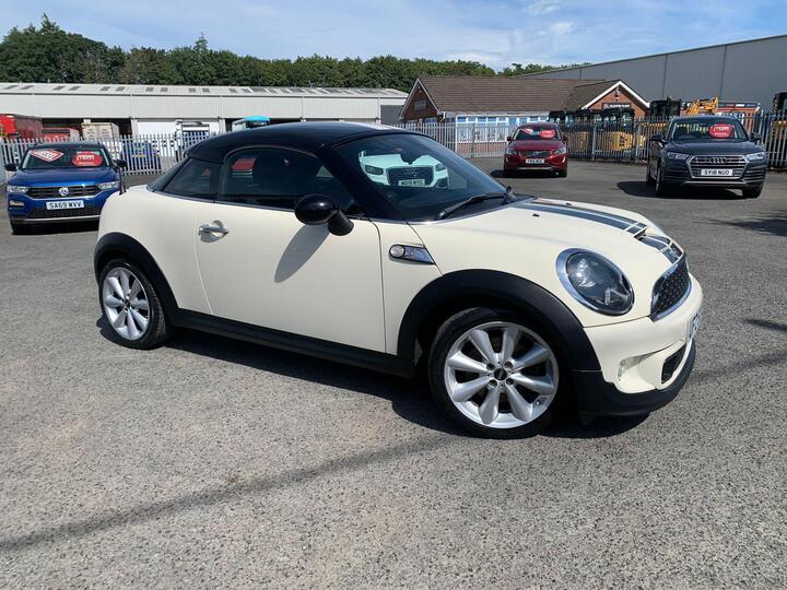MINI Coupe 1.6 Cooper S Euro 5 (s/s) 2dr