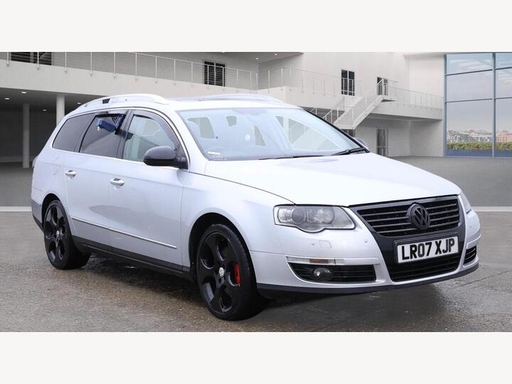 Volkswagen Passat 2.0 TDI SEL DSG Euro 4 5dr Volkswagen Passat 2.0 TDI SEL DSG Euro 4 5dr