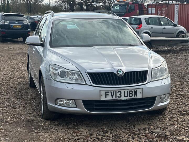 Skoda Octavia 2.0 TDI Elegance DSG Euro 5 5dr Skoda Octavia 2.0 TDI Elegance DSG Euro 5 5dr