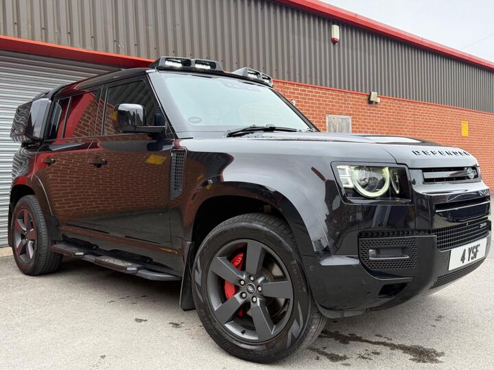 Land Rover Defender 110 3.0 D300 MHEV X-Dynamic HSE Auto 4WD Euro 6 (s/s) 5dr