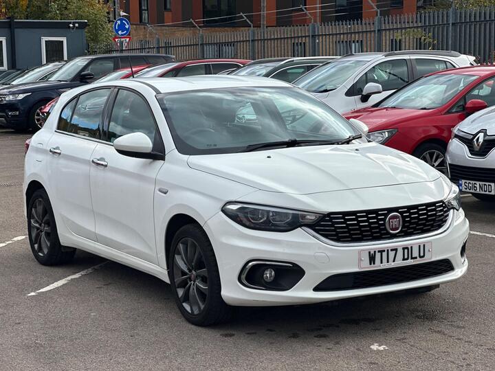 Fiat Tipo 1.4 MPI Lounge Euro 6 5dr