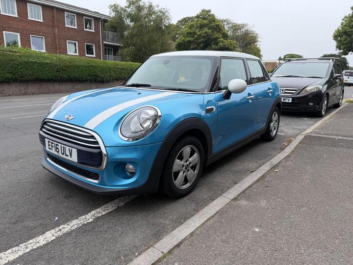 MINI Hatch 1.5 Cooper D Euro 6 (s/s) 5dr