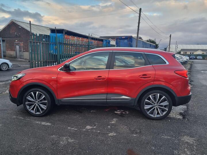 Renault Kadjar 1.6 DCi Signature Nav Euro 6 (s/s) 5dr Renault Kadjar 1.6 DCi Signature Nav Euro 6 (s/s) 5dr