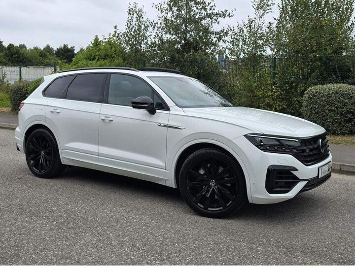 Volkswagen Touareg 3.0 TDI V6 Black Edition Tiptronic 4Motion Euro 6 (s/s) 5dr