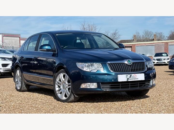 Skoda Superb 2.0 TDI Elegance 4WD Euro 5 5dr
