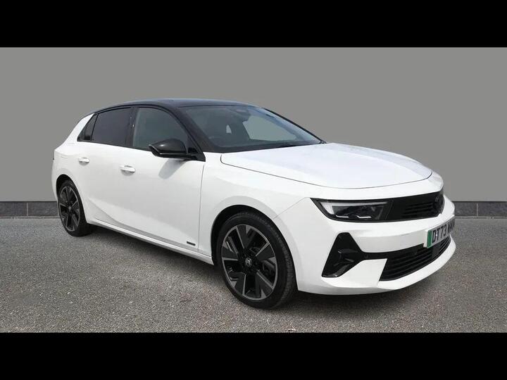 Vauxhall Astra 54kWh Ultimate Auto 5dr Vauxhall Astra 54kWh Ultimate Auto 5dr
