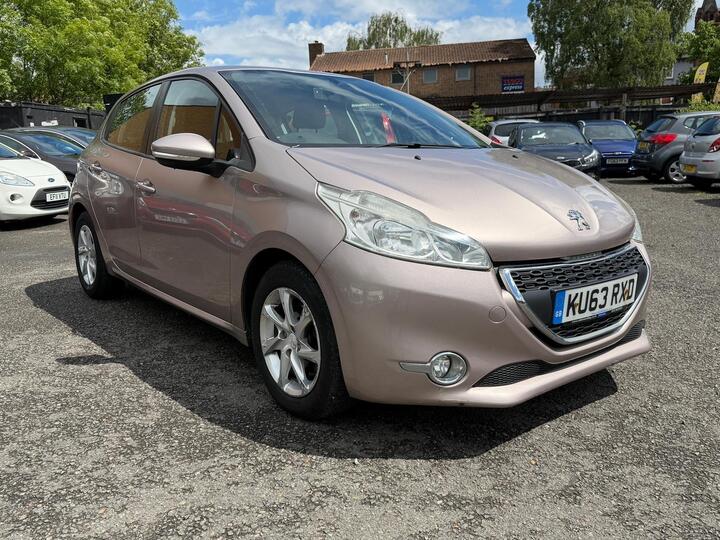 Peugeot 208 1.2 VTi Active Euro 5 5dr