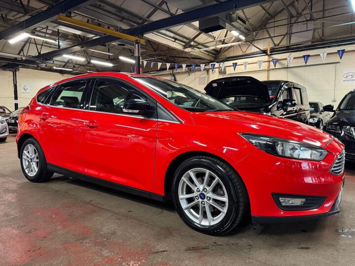 Ford Focus 1.5 TDCi Zetec Euro 6 (s/s) 5dr