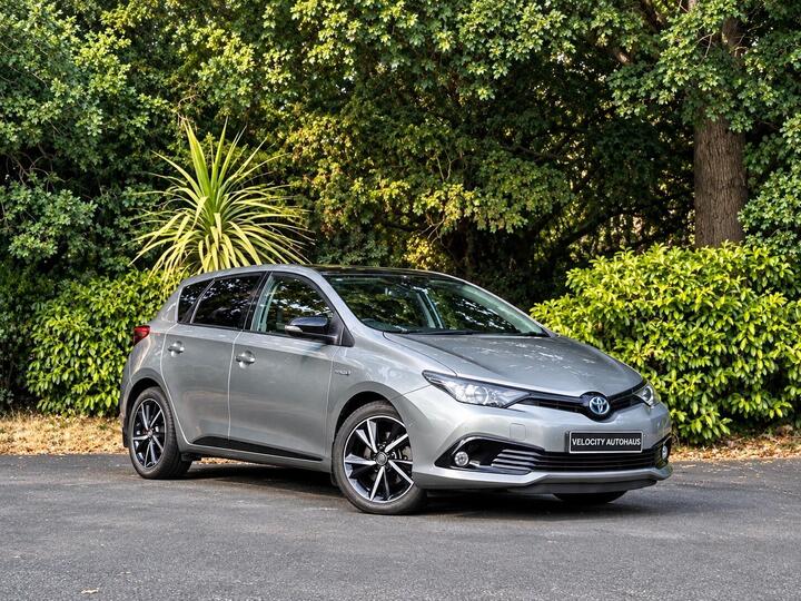 Toyota Auris 1.8 VVT-h Design CVT Euro 6 (s/s) 5dr