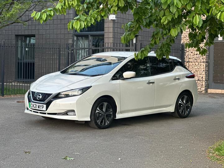 Nissan Leaf 40kWh Tekna Auto 5dr