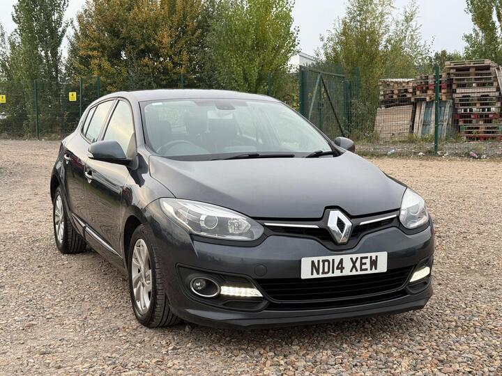 Renault Megane 1.6 VVT Dynamique TomTom Euro 5 5dr Renault Megane 1.6 VVT Dynamique TomTom Euro 5 5dr