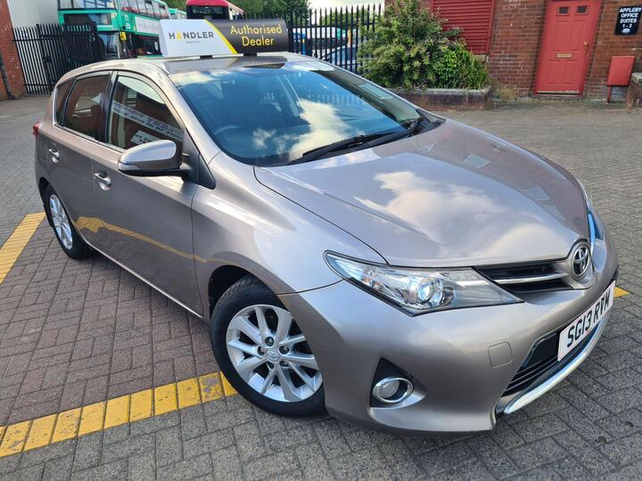 Toyota Auris 1.6 V-Matic Icon Multidrive S Euro 5 5dr