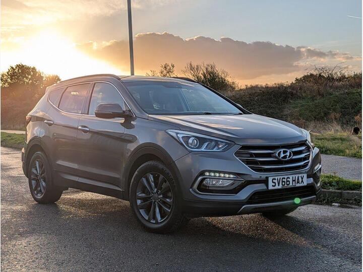 Hyundai Santa Fe 2.2 CRDi Blue Drive Premium 4WD Euro 6 (s/s) 5dr