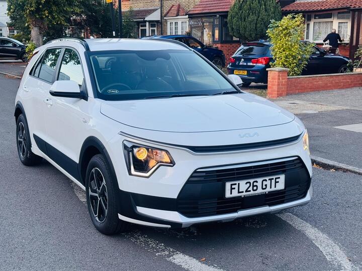 Kia Niro 1.6h GDi Pure DCT Euro 6 (s/s) 5dr
