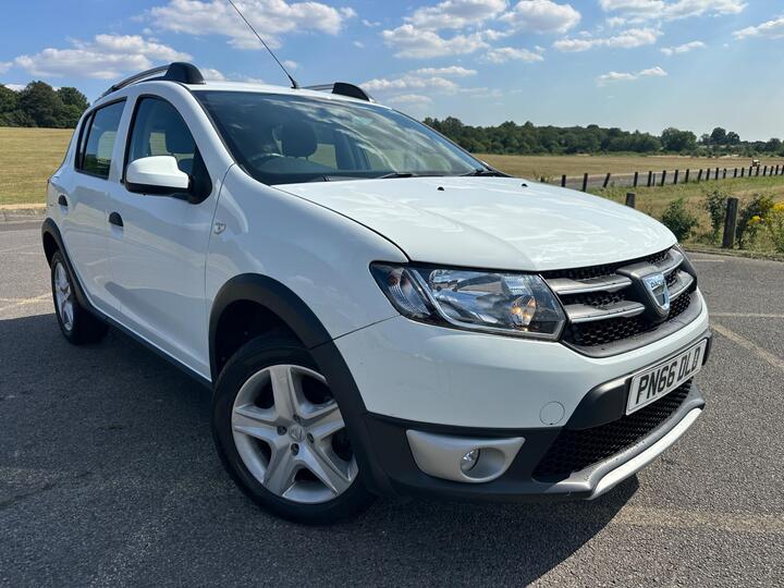 Dacia Sandero Stepway 0.9 TCe Laureate Euro 6 (s/s) 5dr
