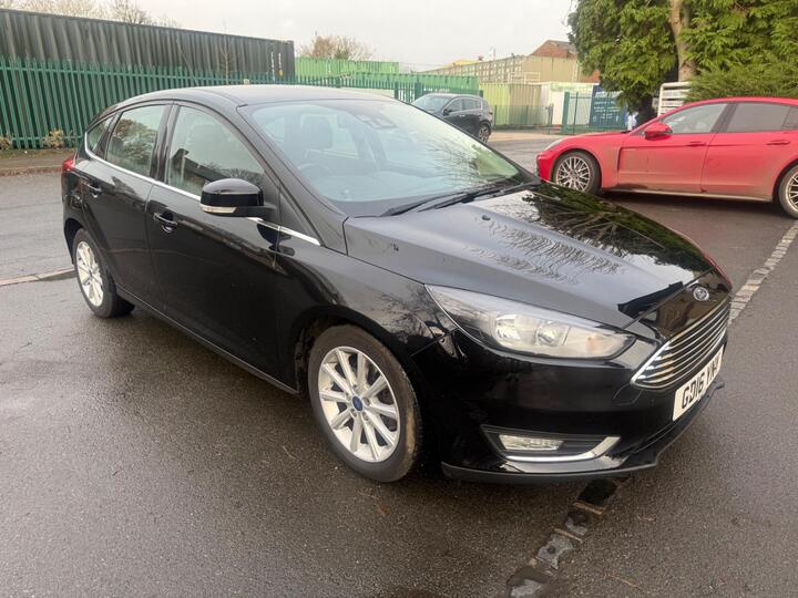 Ford Focus 1.0T EcoBoost Titanium Euro 6 (s/s) 5dr
