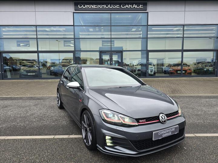 Volkswagen Golf 2.0 TSI GTI Performance DSG Euro 6 (s/s) 5dr Volkswagen Golf 2.0 TSI GTI Performance DSG Euro 6 (s/s) 5dr