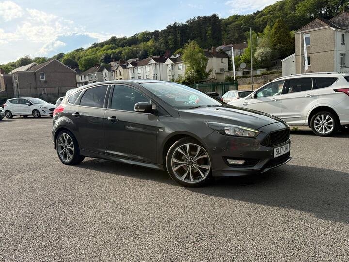 Ford Focus 1.5 TDCi ST-Line Euro 6 (s/s) 5dr