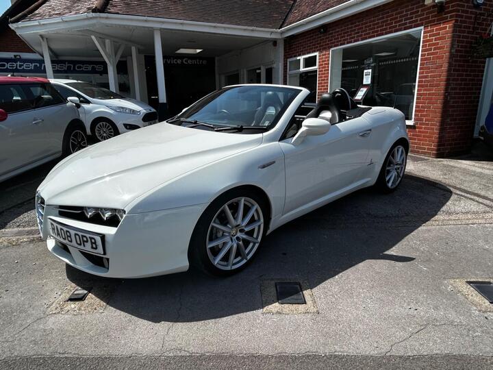 Alfa Romeo Spider 2.2 JTS Limited Edition 2dr Alfa Romeo Spider 2.2 JTS Limited Edition 2dr