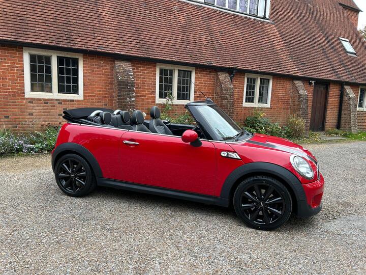 MINI Convertible 1.6 Cooper S Steptronic Euro 5 2dr