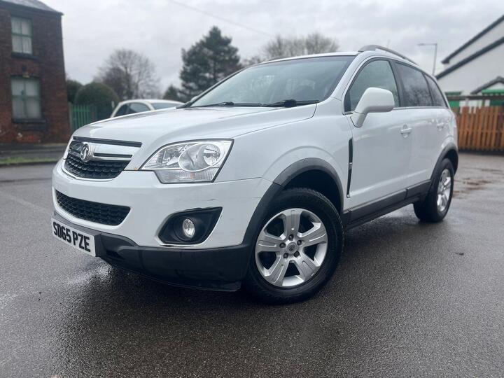 Vauxhall Antara 2.2 CDTi Exclusiv 2WD Euro 5 (s/s) 5dr Vauxhall Antara 2.2 CDTi Exclusiv 2WD Euro 5 (s/s) 5dr