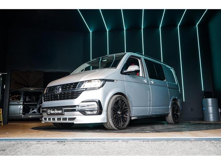 Volkswagen Transporter TDI T32 Highline Combi Van 2.0 Automatic Diesel