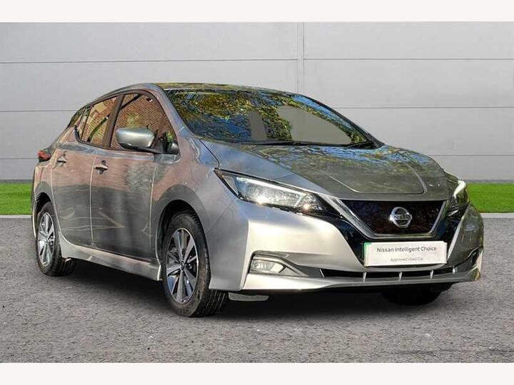 Nissan LEAF 40kWh Acenta Auto 5dr