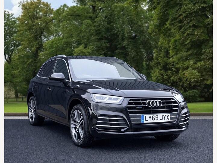 Audi Q5 2.0 TFSIe 55 S Line Competition S Tronic Quattro Euro 6 (s/s) 5dr 14.1kWh