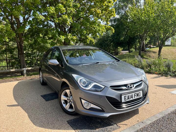 Hyundai I40 1.7 CRDi Blue Drive Active Euro 5 (s/s) 4dr Hyundai I40 1.7 CRDi Blue Drive Active Euro 5 (s/s) 4dr