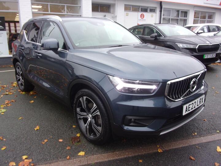 Volvo XC40 2.0 B4 MHEV Inscription Pro DCT Auto Euro 6 (s/s) 5dr