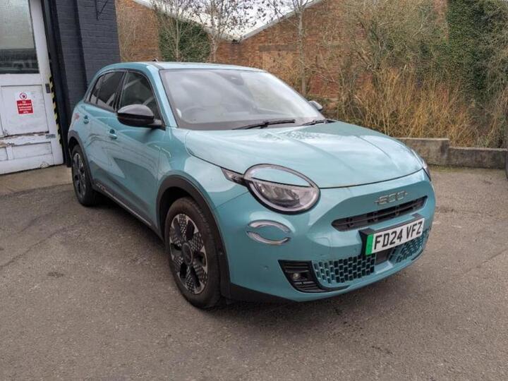 Fiat 600 54kWh La Prima Auto 5dr