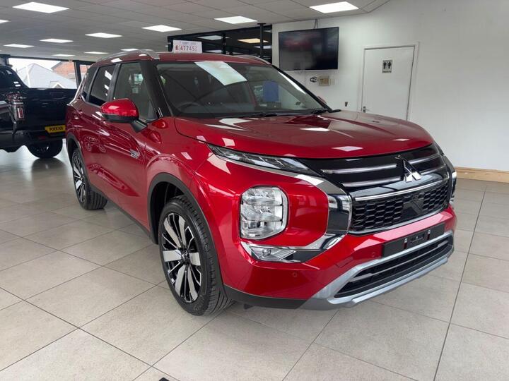 Mitsubishi OUTLANDER 2.4 22.7kWh Nativa CVT 4WD Euro 6 (s/s) 5dr