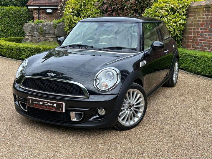 MINI HATCH 1.6 Cooper S Inspired By Goodwood Steptronic Euro 5 3dr