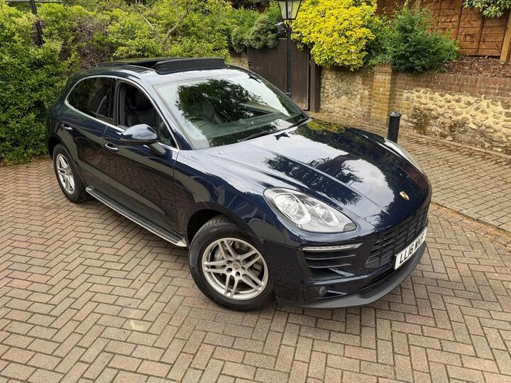 Porsche Macan 3.0 V6 S PDK 4WD Euro 6 (s/s) 5dr Porsche Macan 3.0 V6 S PDK 4WD Euro 6 (s/s) 5dr