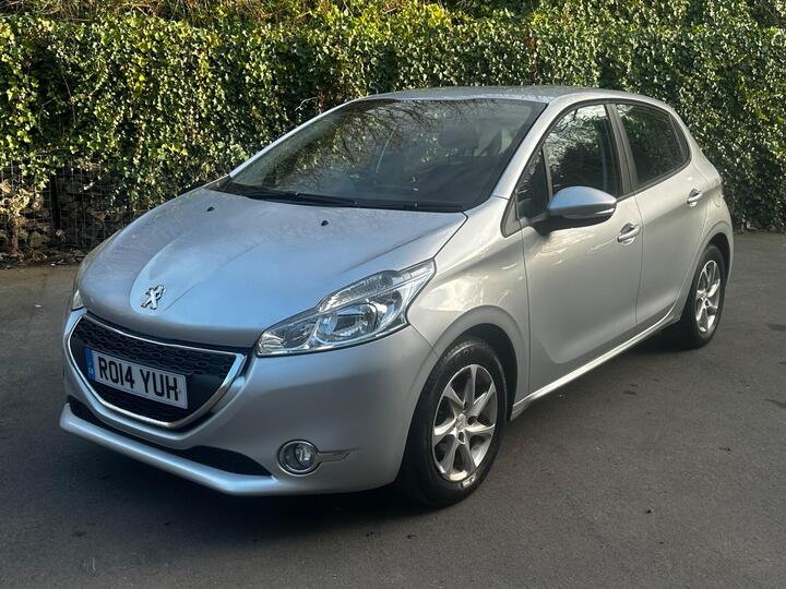 Peugeot 208 1.2 VTi Active Euro 5 5dr